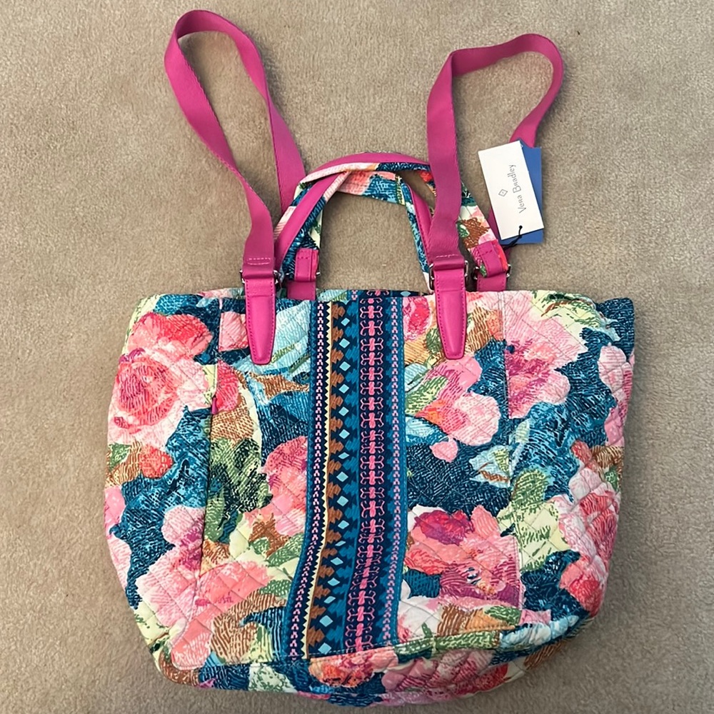 NWT Vera Bradley change it up tote in Superbloom